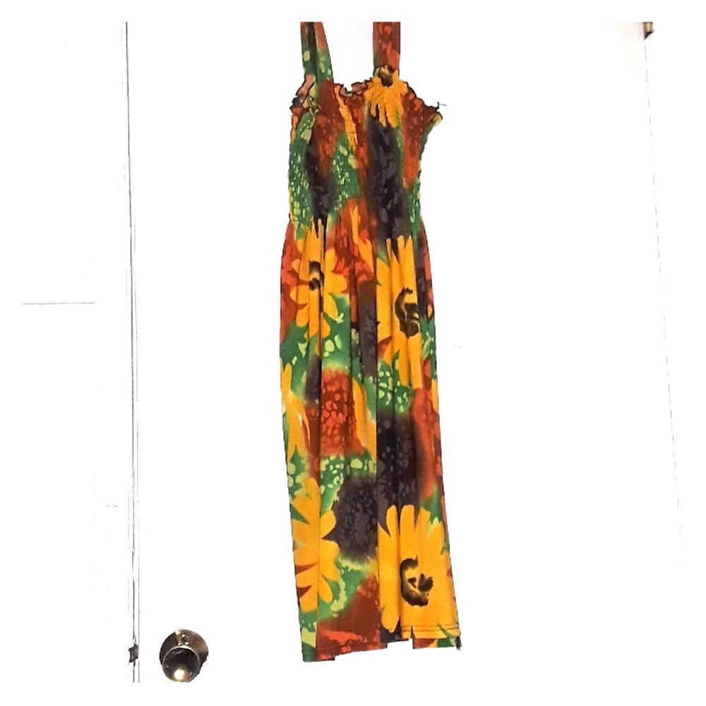 Sundress - Picture 3 of 4